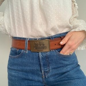 COACH heritage leather horse &carriage buckle belt
